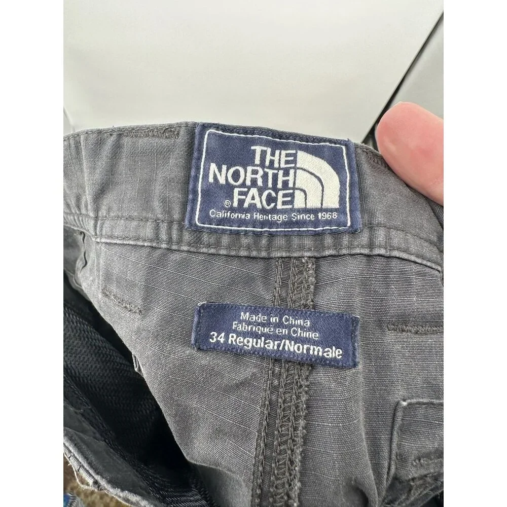 The North Face Men's Cargo Shorts Gray Plaid Size‎ 34 Regular